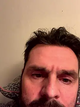 Snapshot of TB1977DK chatting on January 19, 2026, 12:03 am TB1977DK online show from January 19, 2026, 12:03 am