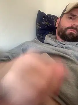 Snapshot of TB1977DK chatting on February 19, 2026, 8:32 am TB1977DK online show from February 19, 2026, 8:32 am