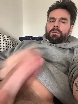 Snapshot of TB1977DK chatting on March 16, 2026, 9:35 am TB1977DK online show from March 16, 2026, 9:35 am