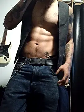 Snapshot of mexicaninuganda chatting on February 6, 2025, 6:08 am mexicaninuganda online show from February 6, 2025, 6:08 am