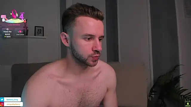 EnriqueBarberry online show from March 13, 2026, 6:31 am