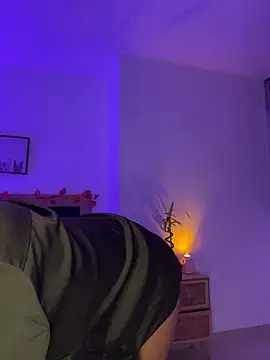 Snapshot of Susi_bell chatting on January 9, 2025, 2:01 am Susi bell online show from January 9, 2025, 2:01 am