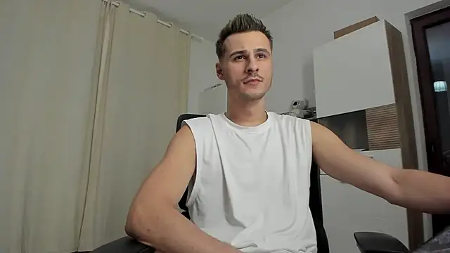 Snapshot of Jimmymorello chatting on September 26, 2025, 6:56 pm Jimmymorello online show from September 26, 2025, 6:56 pm