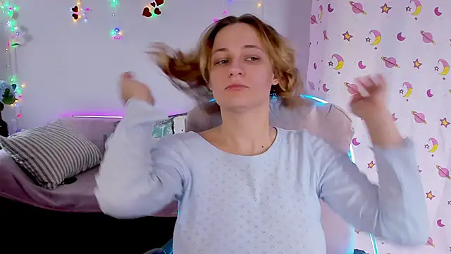 Snapshot of Evelyn_Harper@xh chatting on March 7, 2025, 8:23 am Evelyn Harperxh online show from March 7, 2025, 8:23 am