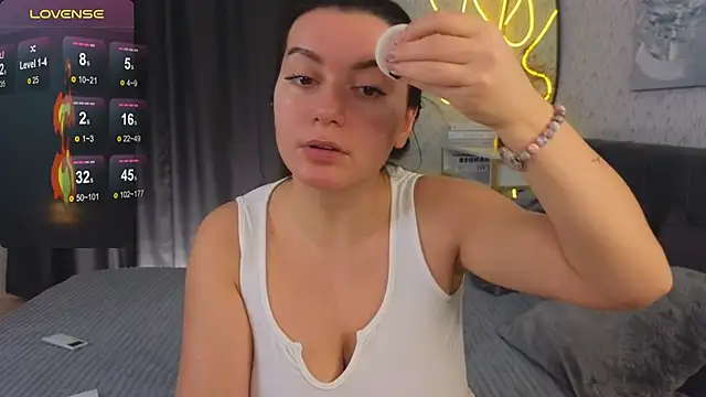 YourSweetDream  online show from March 9, 2025, 7:45 am