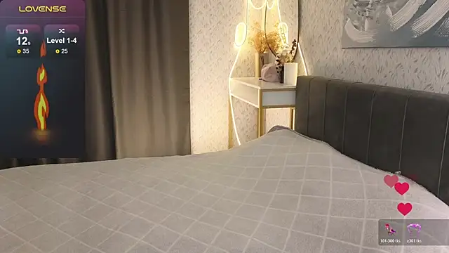 YourSweetDream  online show from October 18, 2025, 8:26 am