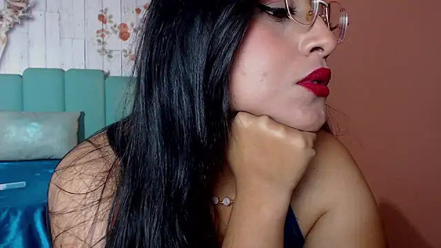 Snapshot of Alison_Simmons chatting on December 21, 2024, 6:44 pm Alison Simmons online show from December 21, 2024, 6:44 pm