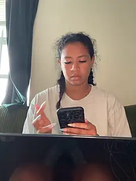 VanessaBling online show from March 7, 2026, 4:04 pm