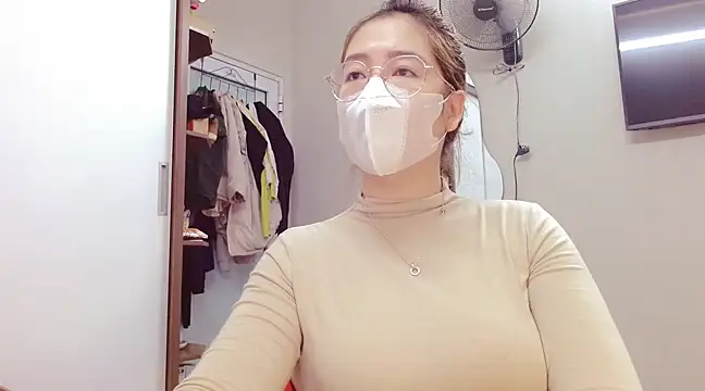 Snapshot of Alisa_Hotfeeling chatting on March 7, 2025, 1:53 am Alisa Hotfeeling online show from March 7, 2025, 1:53 am