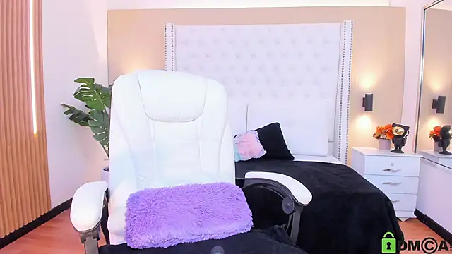 celeste wayne online show from November 6, 2025, 11:59 pm