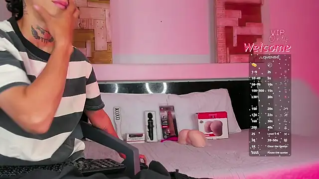 AmberAdams  online show from April 7, 2026, 12:16 pm