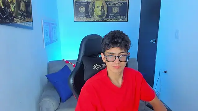 Snapshot of TylerWhite_ chatting on February 15, 2025, 6:23 am TylerWhite online show from February 15, 2025, 6:23 am