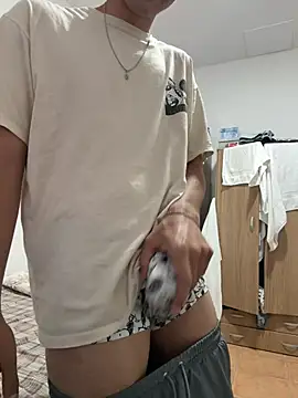 TylerWhite  online show from April 27, 2026, 6:17 pm