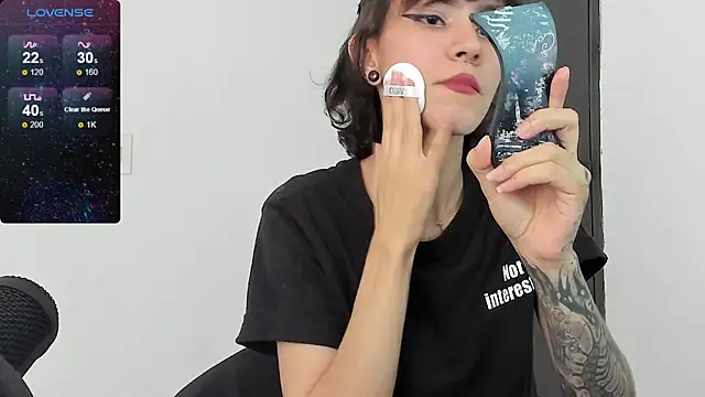 Badxbitch online show from December 10, 2024, 1:00 am