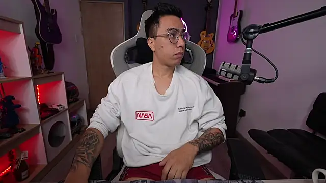 Snapshot of granxarma960 chatting on November 11, 2025, 11:54 am granxarma960 online show from November 11, 2025, 11:54 am