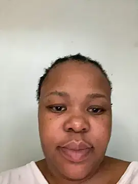 Snapshot of Mandy-101 chatting on February 18, 2025, 10:38 am Mandy-101 online show from February 18, 2025, 10:38 am