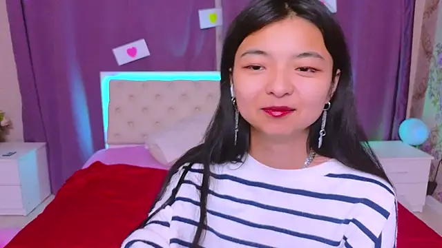 Shy Kira online show from February 13, 2025, 12:43 pm