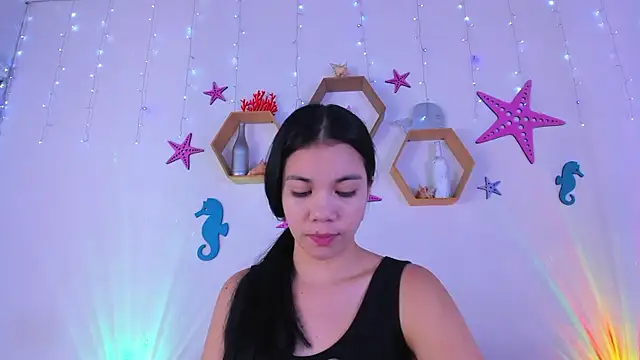 Snapshot of Emiily_Parkerr chatting on February 6, 2026, 3:11 am Emiily Parkerr online show from February 6, 2026, 3:11 am