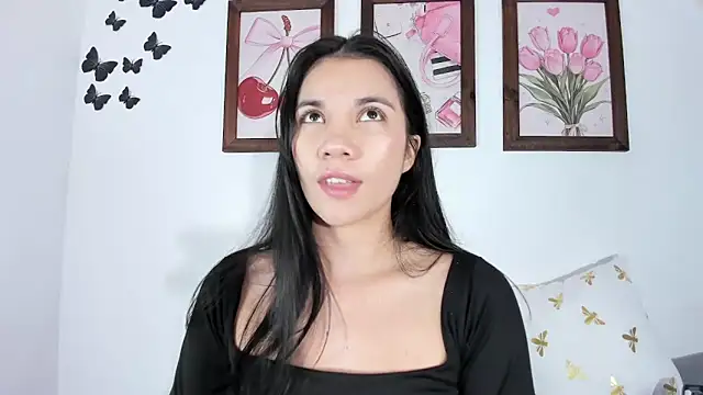 Snapshot of Emiily_Parkerr chatting on February 25, 2026, 1:04 am Emiily Parkerr online show from February 25, 2026, 1:04 am