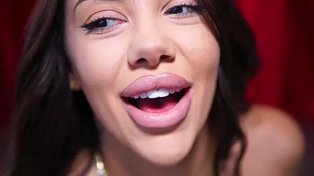 Snapshot of NatyDesiree chatting on January 26, 2025, 10:57 pm NatyDesiree online show from January 26, 2025, 10:57 pm