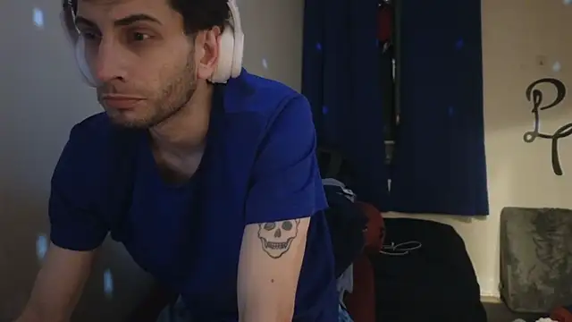 Snapshot of pantslesstraveler_plt chatting on February 25, 2025, 12:55 pm pantslesstraveler plt online show from February 25, 2025, 12:55 pm