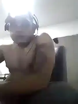 Snapshot of SaucyAffair0 chatting on March 9, 2025, 8:40 am SaucyAffair0 online show from March 9, 2025, 8:40 am