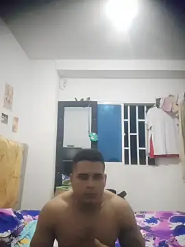 Snapshot of SaucyAffair0 chatting on September 28, 2025, 2:06 am SaucyAffair0 online show from September 28, 2025, 2:06 am