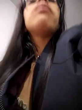Snapshot of Mariam_Gomezxxx chatting on April 28, 2026, 8:58 pm Mariam Gomezxxx online show from April 28, 2026, 8:58 pm