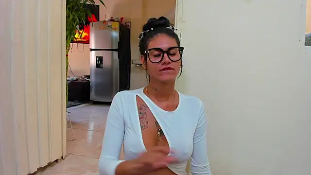 Samantha  latinaXXX online show from March 13, 2026, 3:51 pm