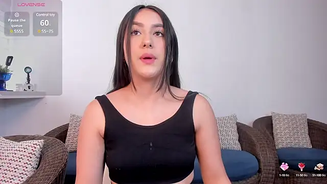 paulina sweett  online show from February 24, 2025, 12:26 pm