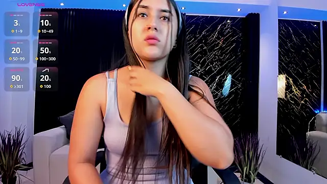 paulina sweett  online show from February 19, 2026, 1:18 pm