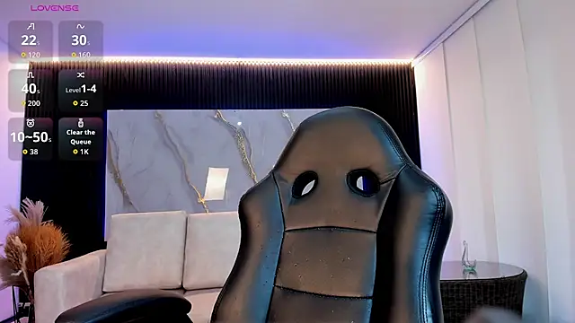 paulina sweett  online show from February 23, 2026, 12:13 pm