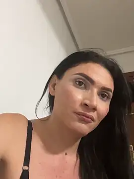 KimberllySaeez online show from October 11, 2025, 8:02 am