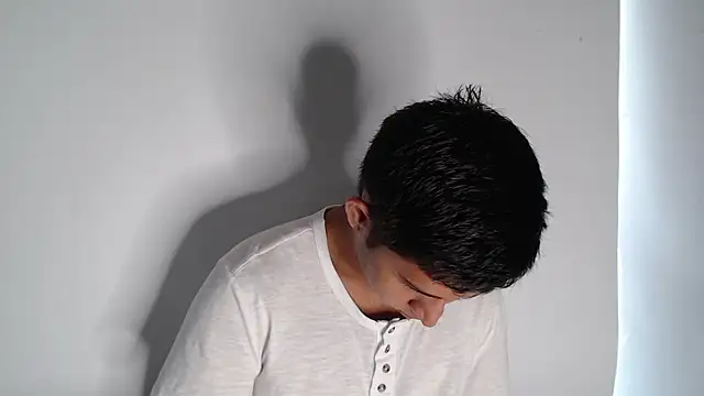 harold 18  online show from November 8, 2025, 7:01 pm