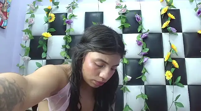 arianaa tompsoon online show from March 2, 2025, 11:29 am