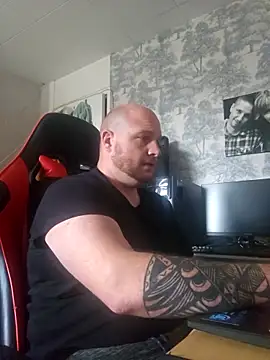 destructeur6 online show from December 1, 2025, 1:05 pm