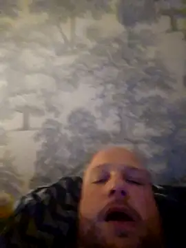 Snapshot of destructeur6 chatting on April 23, 2026, 7:05 pm destructeur6 online show from April 23, 2026, 7:05 pm