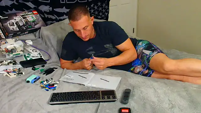 zack Fisher online show from February 5, 2025, 3:23 am