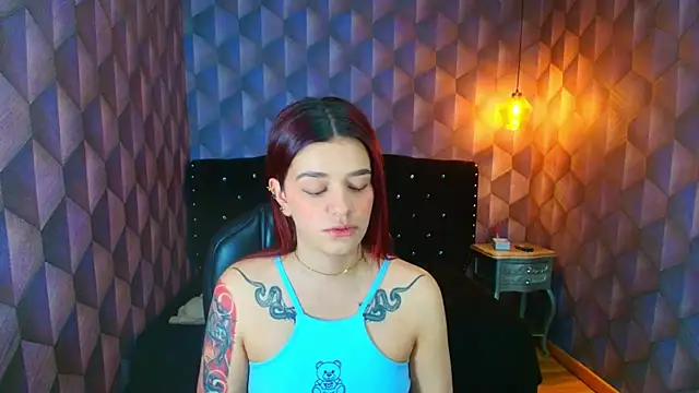 LiaHarryis online show from October 11, 2025, 5:00 pm