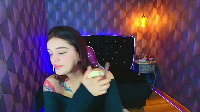 Snapshot of LiaHarryis chatting on February 7, 2026, 7:17 pm LiaHarryis online show from February 7, 2026, 7:17 pm