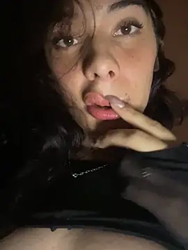 NICOLSKINNY1 online show from March 6, 2025, 2:51 am