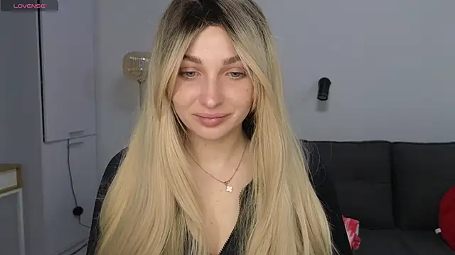 Snapshot of Yoda21 chatting on February 21, 2026, 5:03 pm Yoda21 online show from February 21, 2026, 5:03 pm