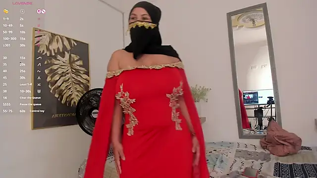 Snapshot of Amina_hafsa chatting on March 17, 2026, 8:01 pm Amina hafsa online show from March 17, 2026, 8:01 pm