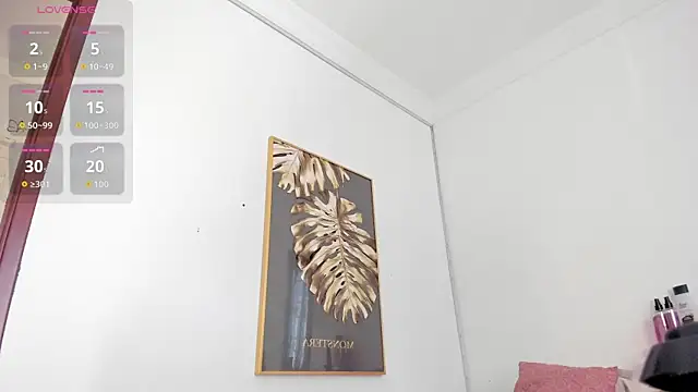 Snapshot of Amina_hafsa chatting on April 15, 2026, 7:58 pm Amina hafsa online show from April 15, 2026, 7:58 pm