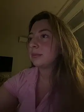 curvyflawless online show from December 23, 2024, 2:50 pm