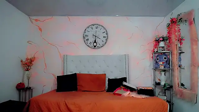 maria camilacms online show from December 17, 2025, 6:58 pm