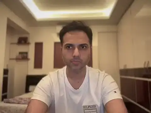 Snapshot of immog727 chatting on October 24, 2025, 6:15 pm immog727 online show from October 24, 2025, 6:15 pm