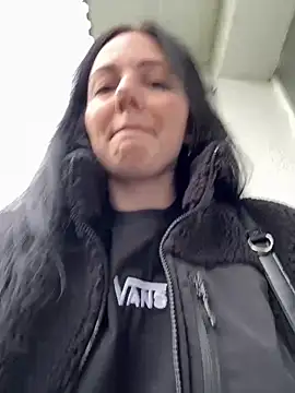 naughty lucifer online show from April 22, 2026, 2:40 pm