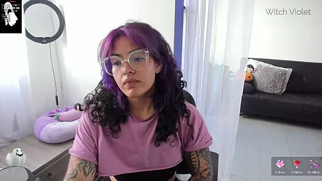 Snapshot of witchviolet chatting on January 23, 2025, 9:50 pm witchviolet online show from January 23, 2025, 9:50 pm
