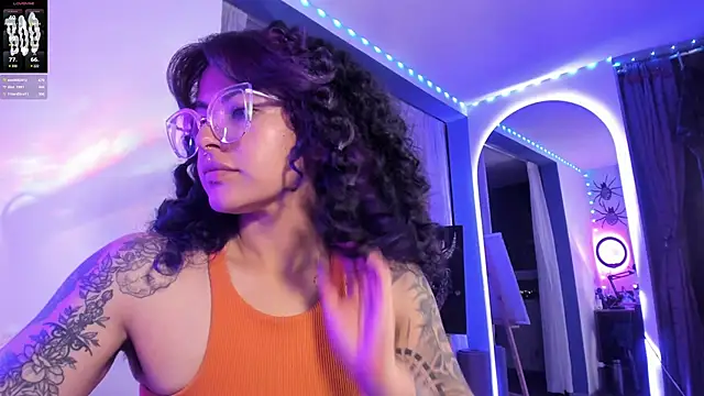 Snapshot of witchviolet chatting on March 2, 2025, 5:01 am witchviolet online show from March 2, 2025, 5:01 am